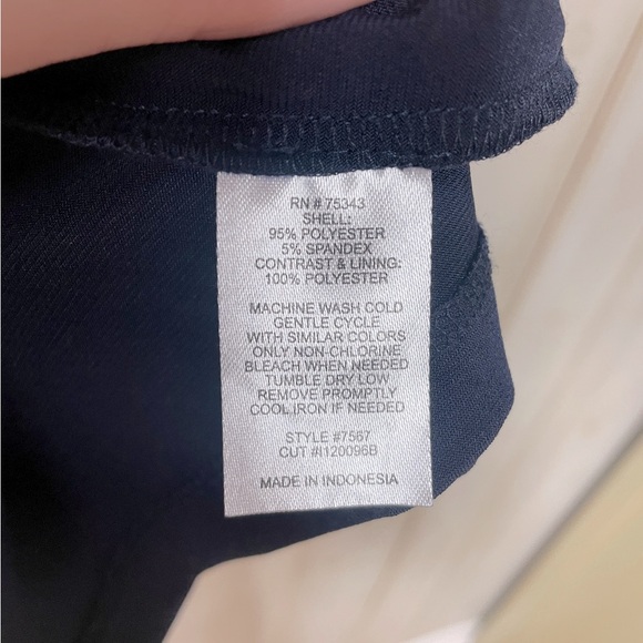 Valerie Bertinelli NWOT Navy V Neck Rosette Detail Tiered Ruffle Bodycon Dress 6 - Picture 4 of 6